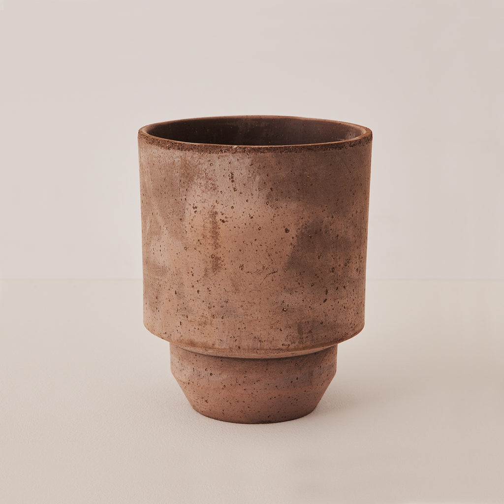 Goodee-Bergs Potter-Hoff Planter 14 - Color - Raw Grey