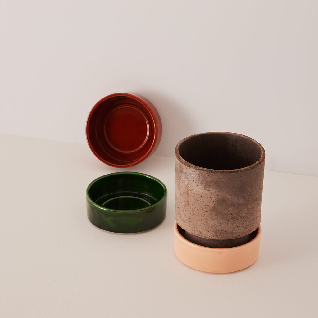 Goodee-Bergs Potter-Hoff Planter 14 - Color - Raw Grey